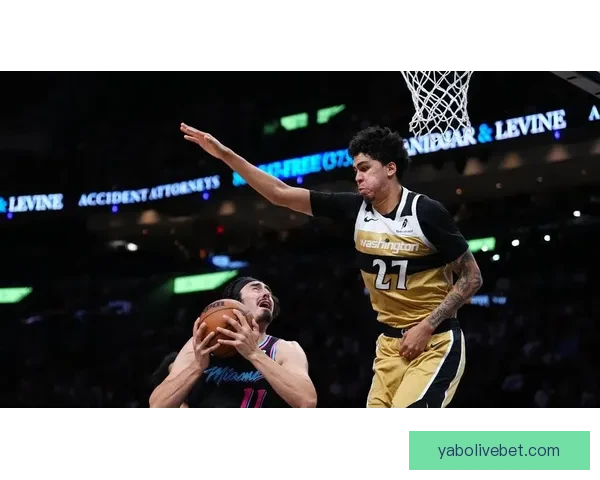 哈克斯狂砍32分率热火大胜奇才比分定格152比136